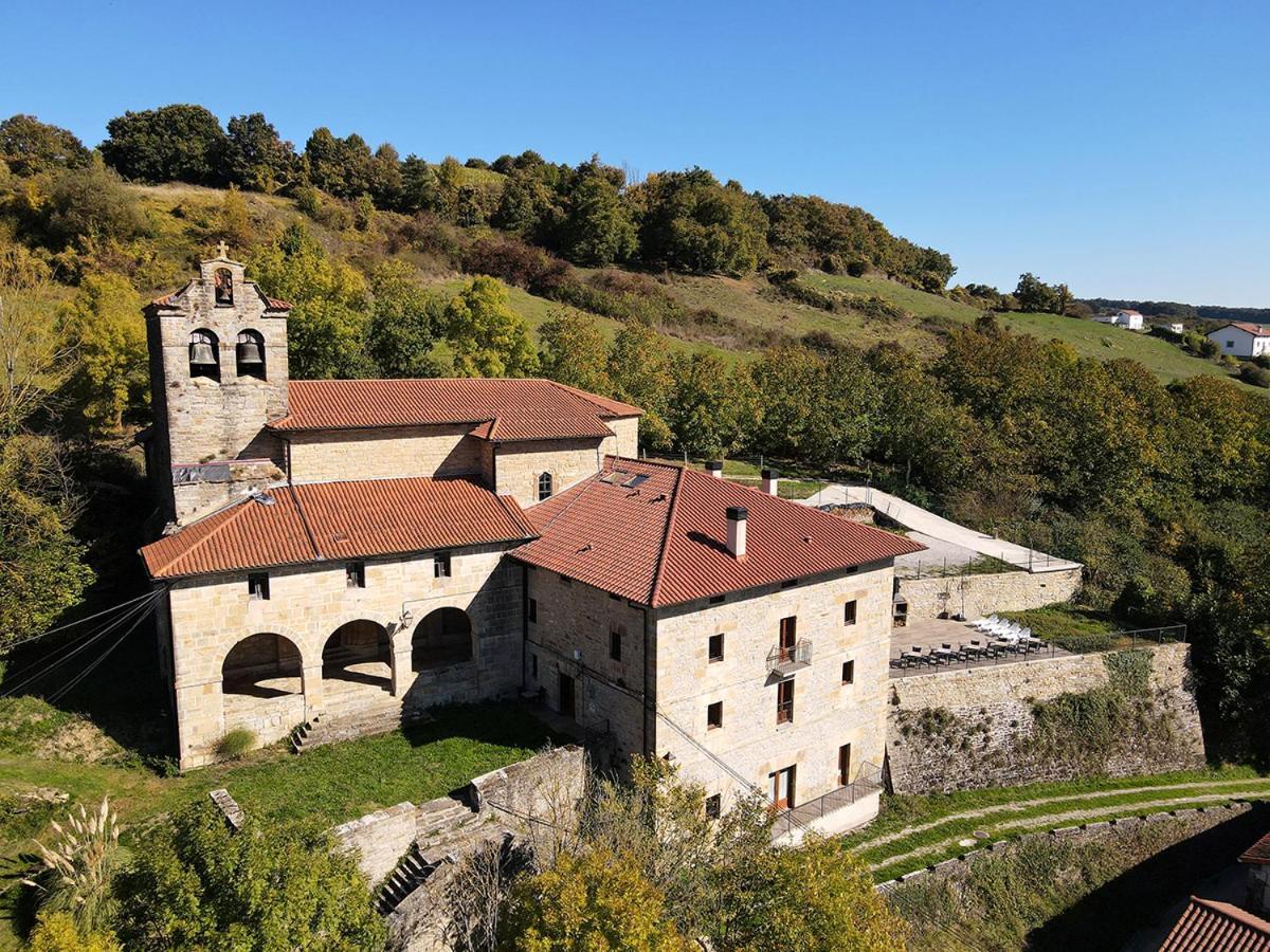 Palacio De Aralar Grande Familias Oskotz Bagian luar foto
