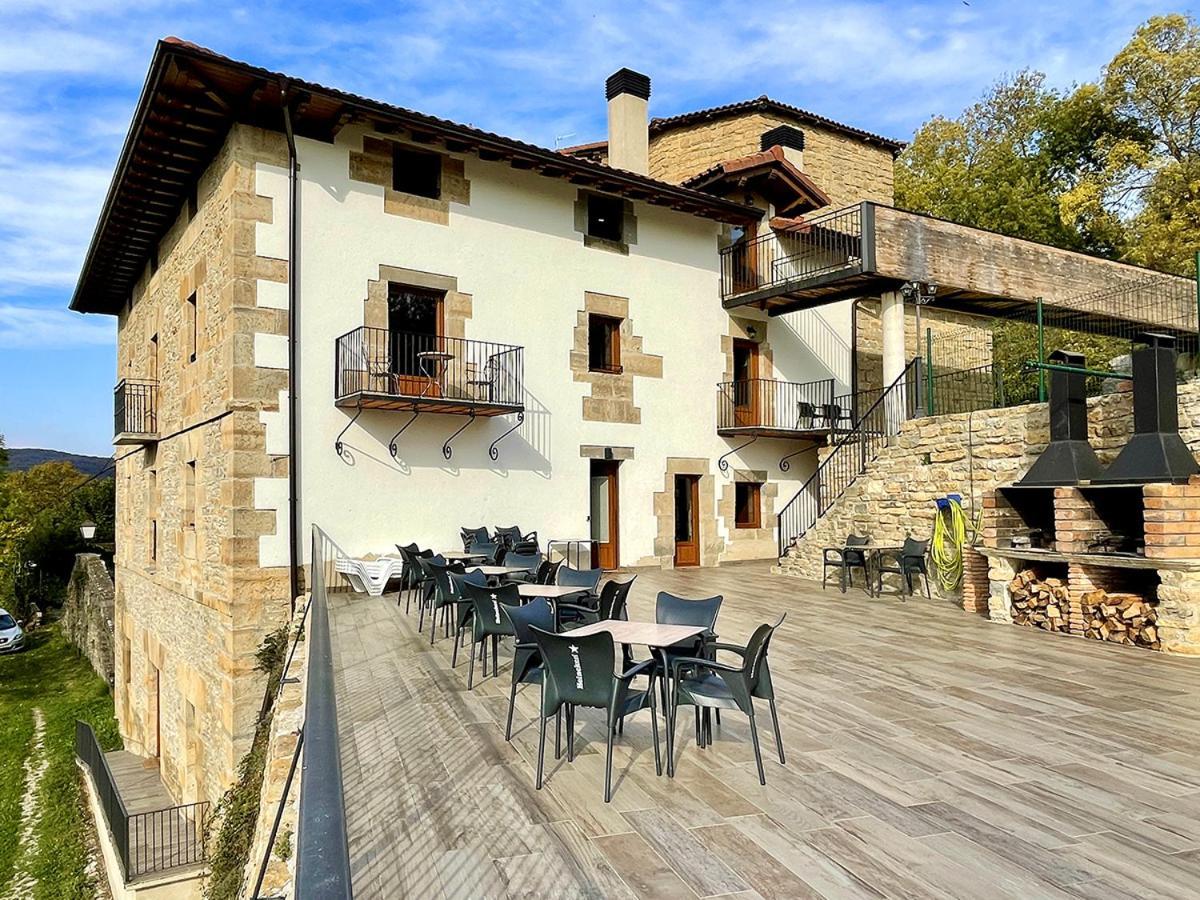 Palacio De Aralar Grande Familias Oskotz Bagian luar foto